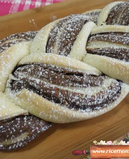 Treccia aperta alla nutella