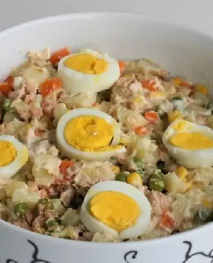 Salada Russa com Atum