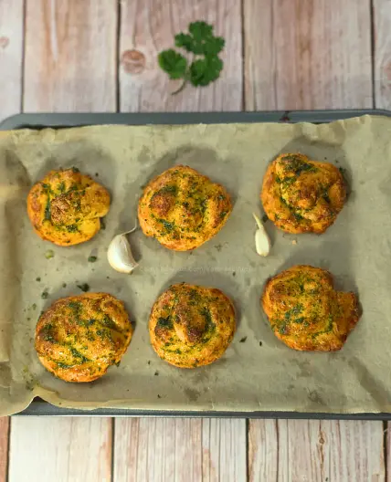 Cottage Cheese Garlic Knots