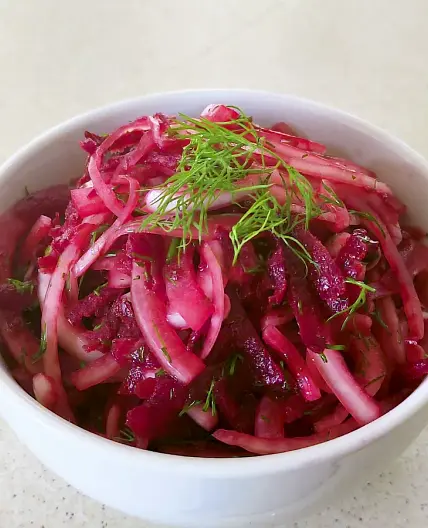 Quick Pickled Dill Pink Onion That Looks Like A Charm!