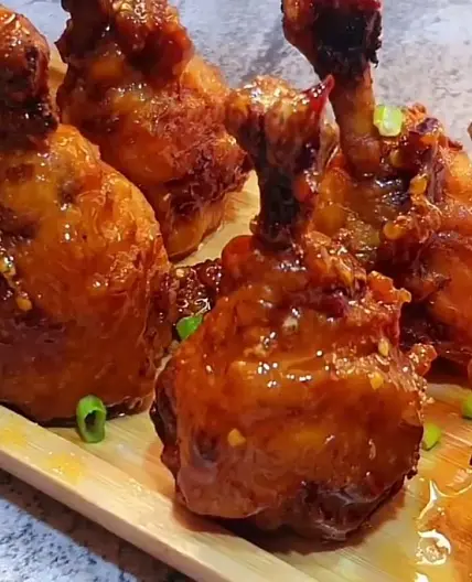 Honey-glazed Lollipop Chicken Legs That You Will Love!