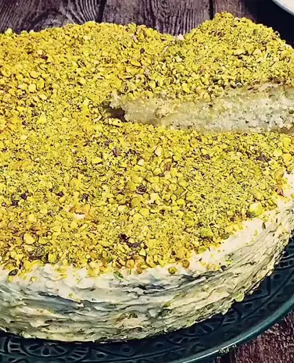 Easy Pistachio Ricotta Cake Italians Are Crazy About!