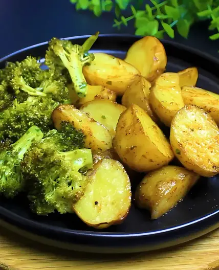 One Pan Roasted Potatoes And Broccoli You Never Hate