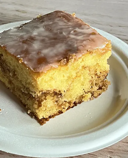Honey Bun Cake