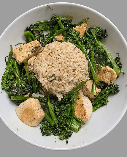Chicken and Broccoli Stir-Fry Bowl