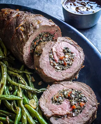 Whole30 Mushroom-Stuffed Beef Roulade with Garlicky Green Beans