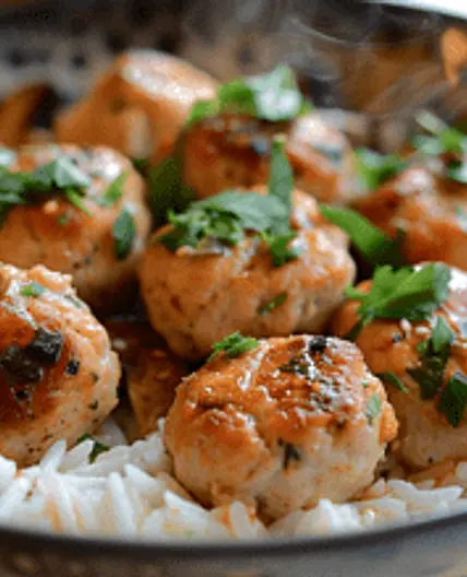 Boulettes de poulet et riz