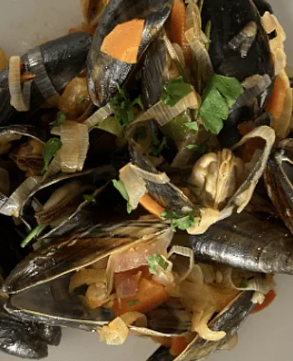 Miesmuscheln in Weißweinsoße