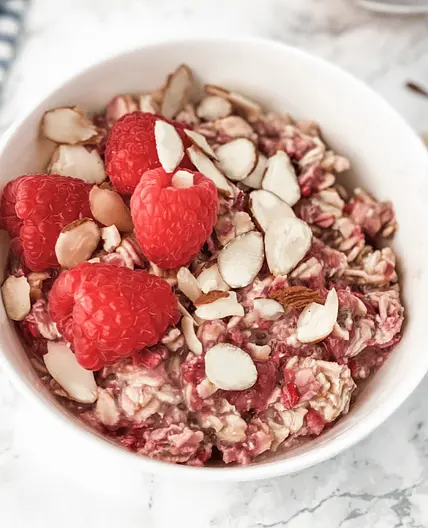 Raspberry Overnight Oats