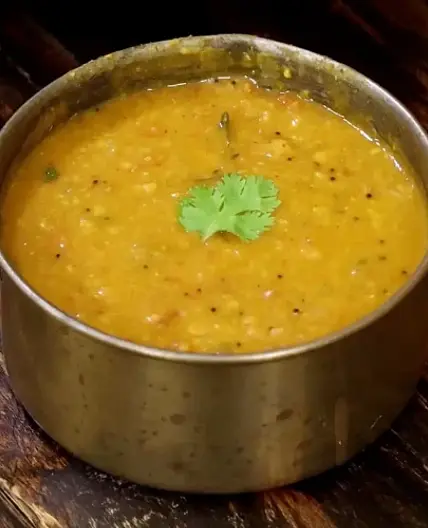 Arachuvitta Sambar