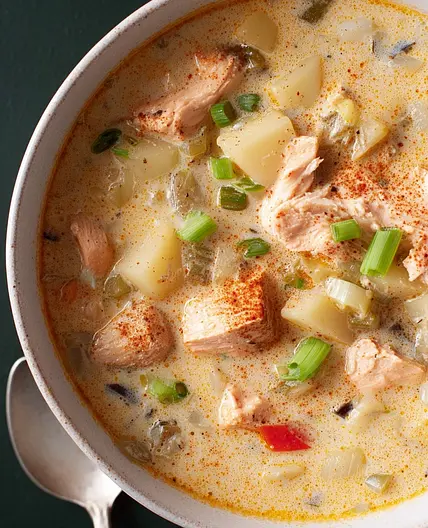 One-Pot Salmon Chowder Soup Recipe