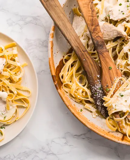 Copycat Olive Garden™ Chicken Alfredo
