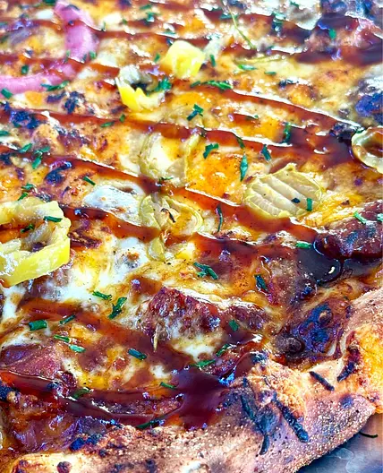 BBQ Pork Burnt End Outdoor Pizza