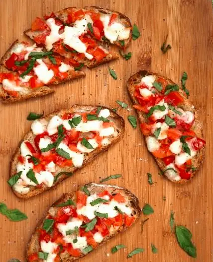 Bruschetta tomate mozzarella