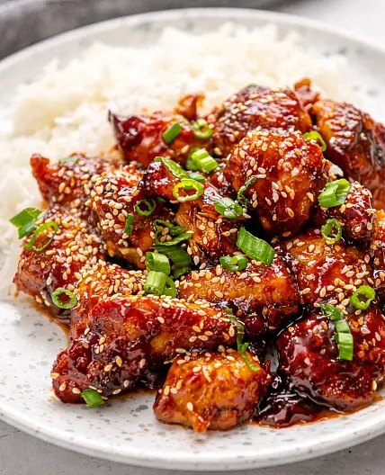 Easy Slow Cooker Chicken Noodle Soup