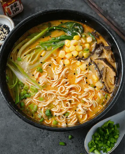 Easy One-Pot Spicy Miso Ramen (Vegan)