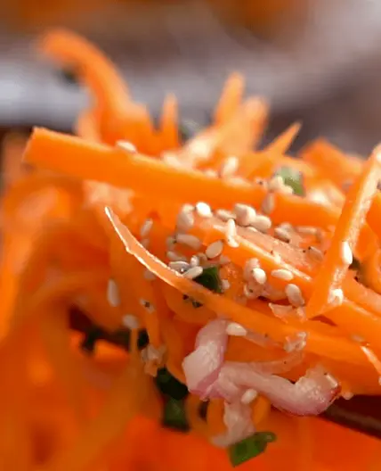 CRUNCHY & DELICIOUS Carrot Salad