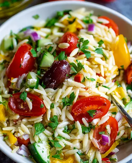 Fresh Orzo Salad Recipe for Healthy Eating