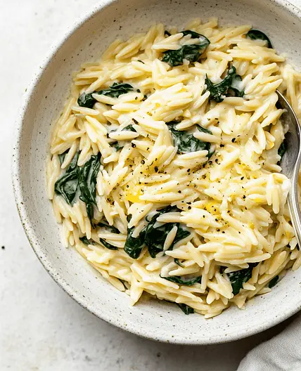 Creamy Lemon Pepper Orzo with Spinach & Parmesan — Chompions