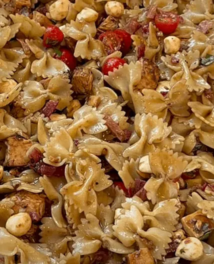 Bruschetta Chicken & Bacon Pasta