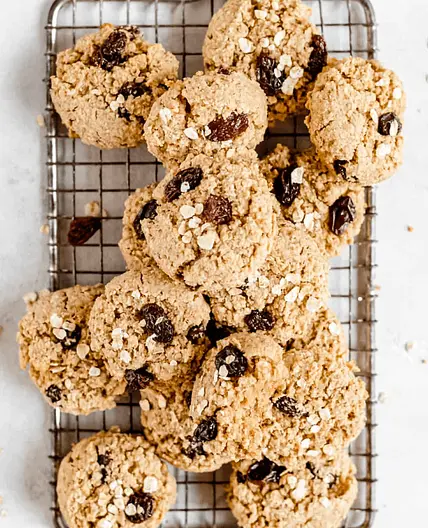 Gluten-Free Chewy Oatmeal Raisin Cookies