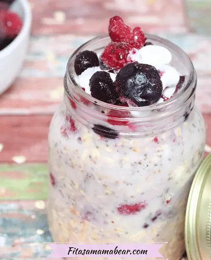Berry Overnight Oats (Dairy-Free, Vegan)