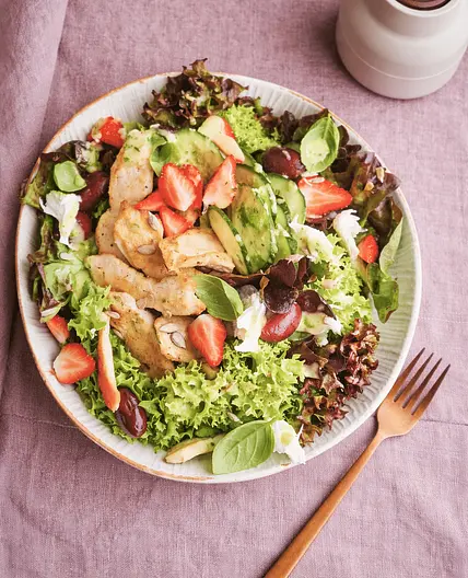 Strawberry Chicken Salat