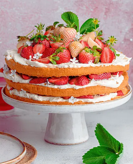 Strawberry and Whipped Cream Cake