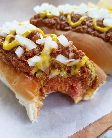The BEST Hot Dog Chili (SERIOUSLY!)