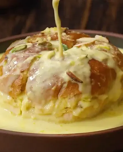 Bun Maska with Badam Milk