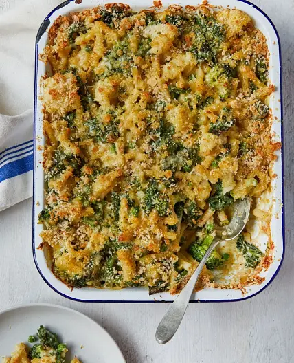 Cheesy pasta bake
