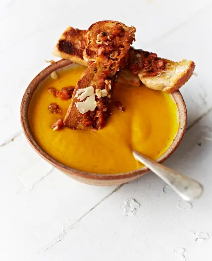 Carrot, orange & ginger soup