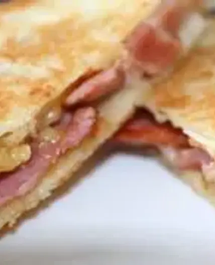 Elvis' Fried Peanut Butter and Banana Sandwich with Bacon