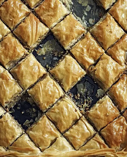 Mixed nut & honey baklava