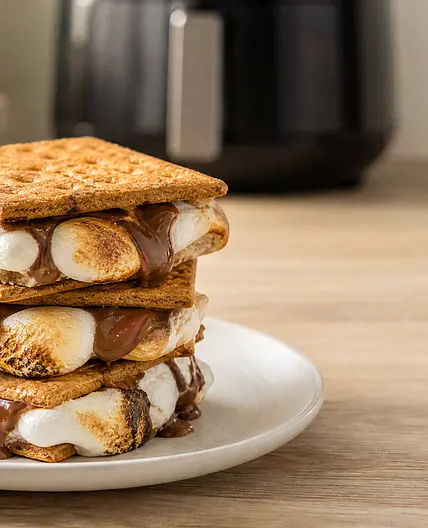 Air Fryer S’mores: The Dessert Your “Savory Only” Air Fryer Has Been Missing