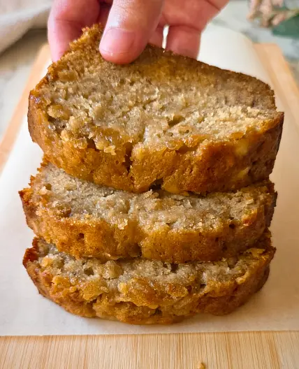 EASY Moist Banana Bread Recipe with Oil (You'll Love it)