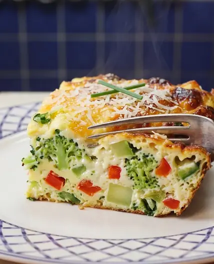 High-Protein Cottage Cheese Veggie Bake (Easy & Creamy)