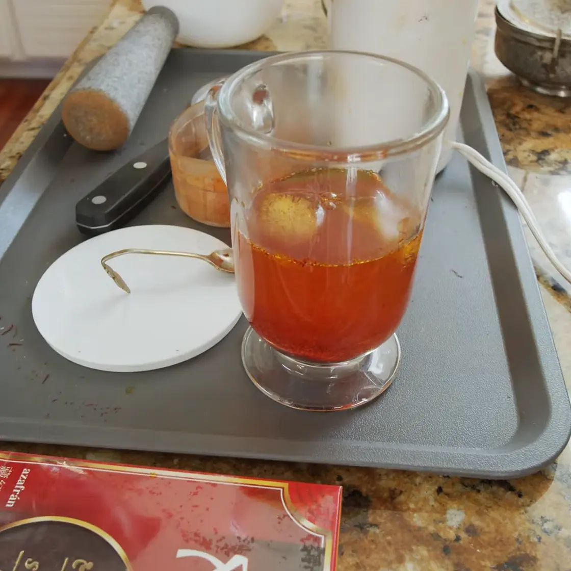 How to Make Liquid Saffron