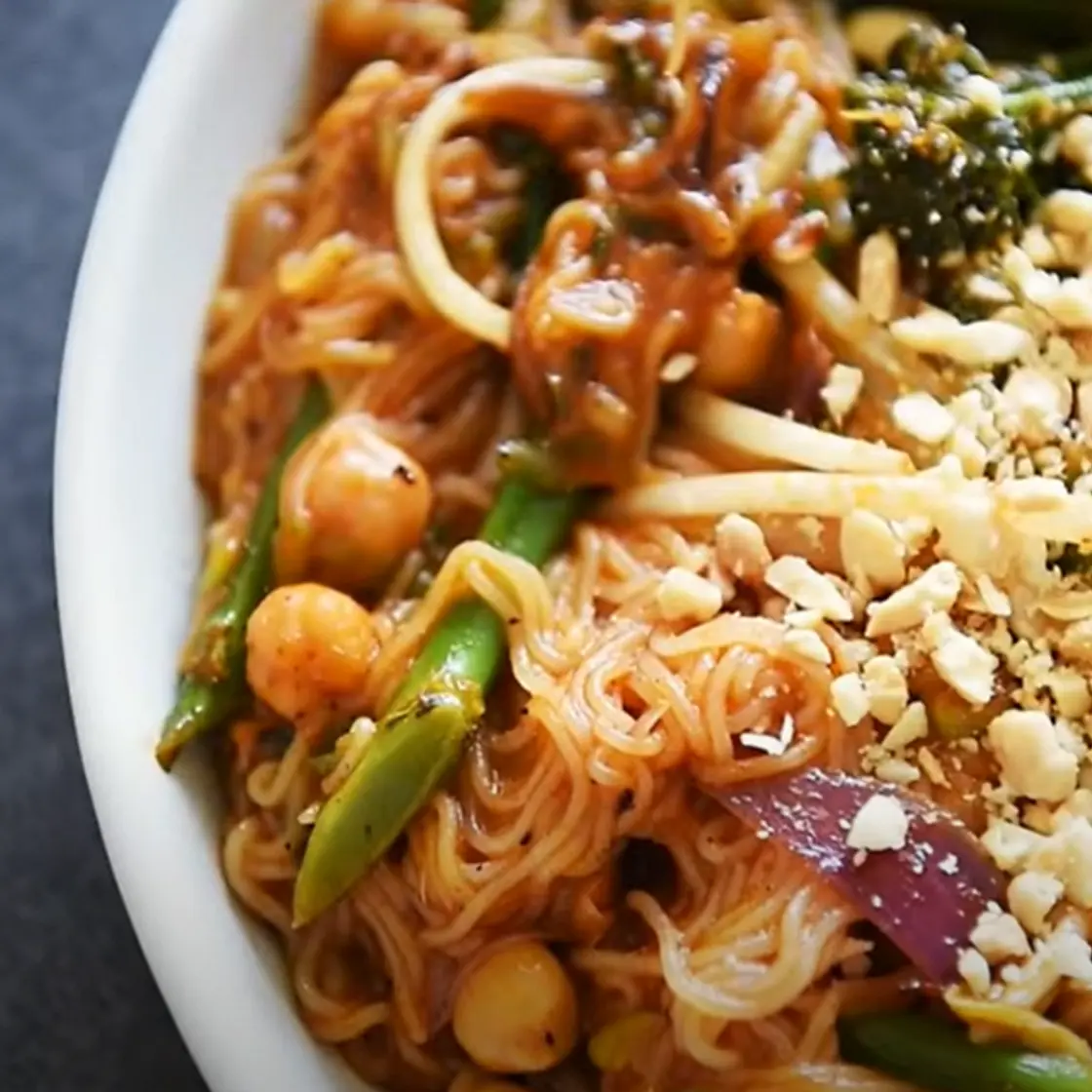 Red Thai Curry Pho Noodles