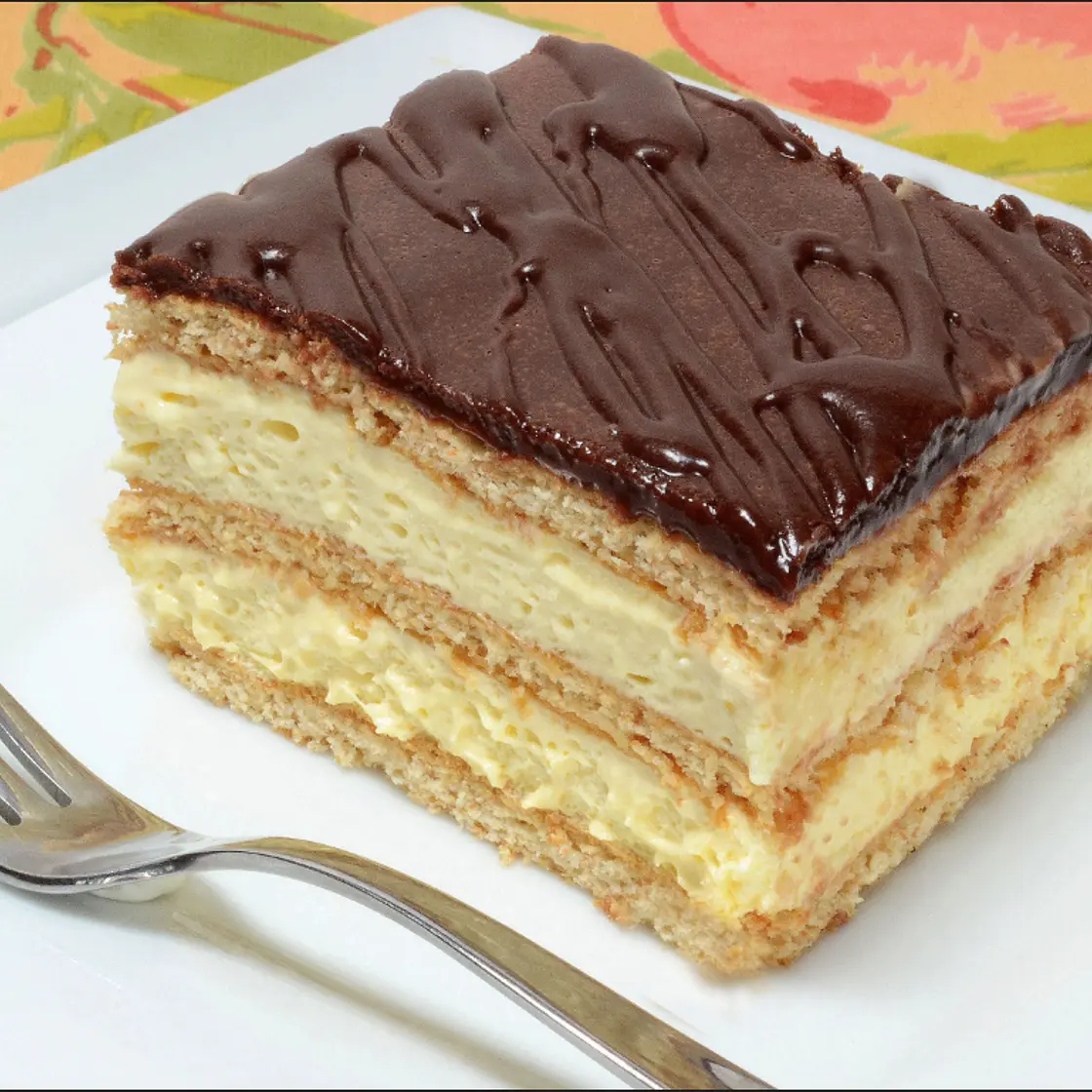 Aunt Amy's Eclair Cake