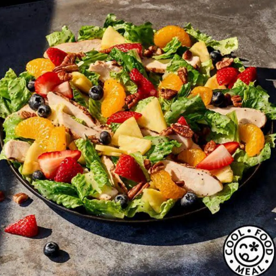 Strawberry Poppyseed Salad w/ Chicken ๐
