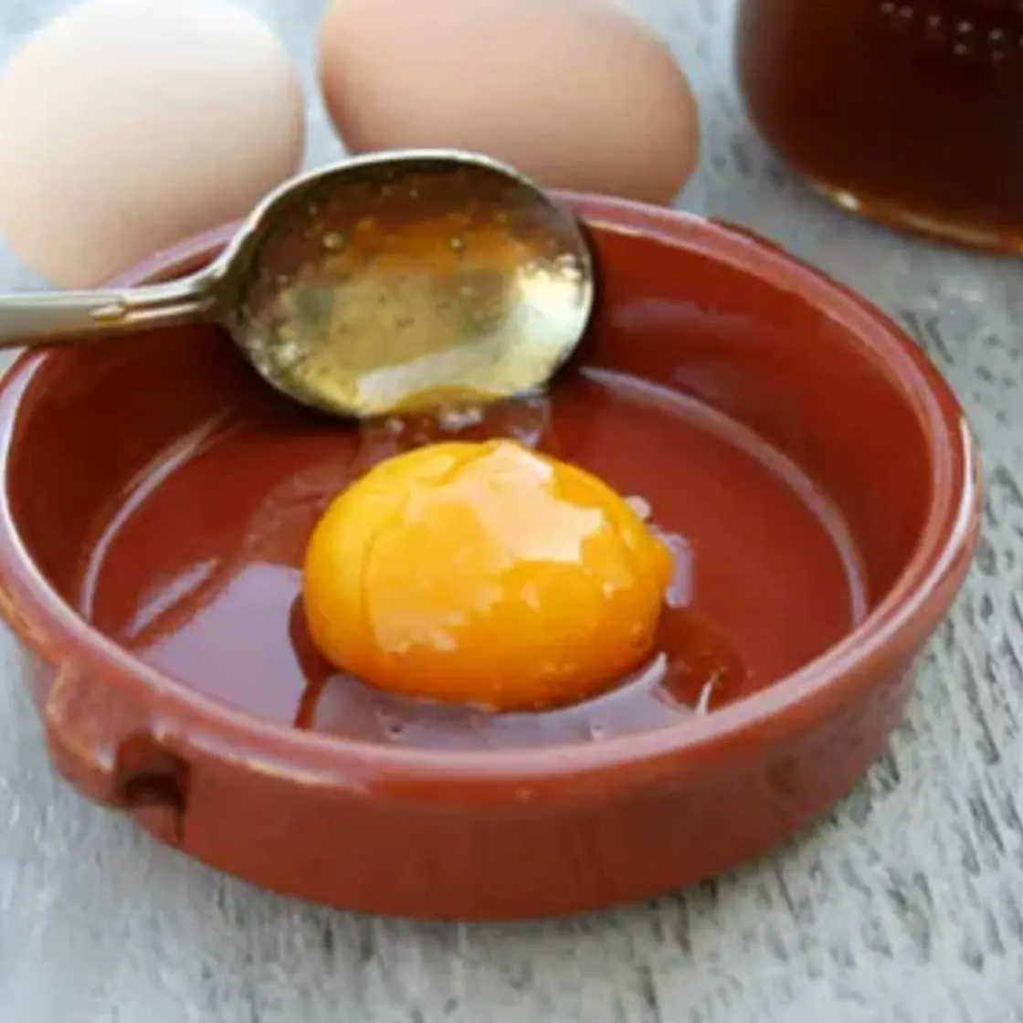 Egg and honey delicacy