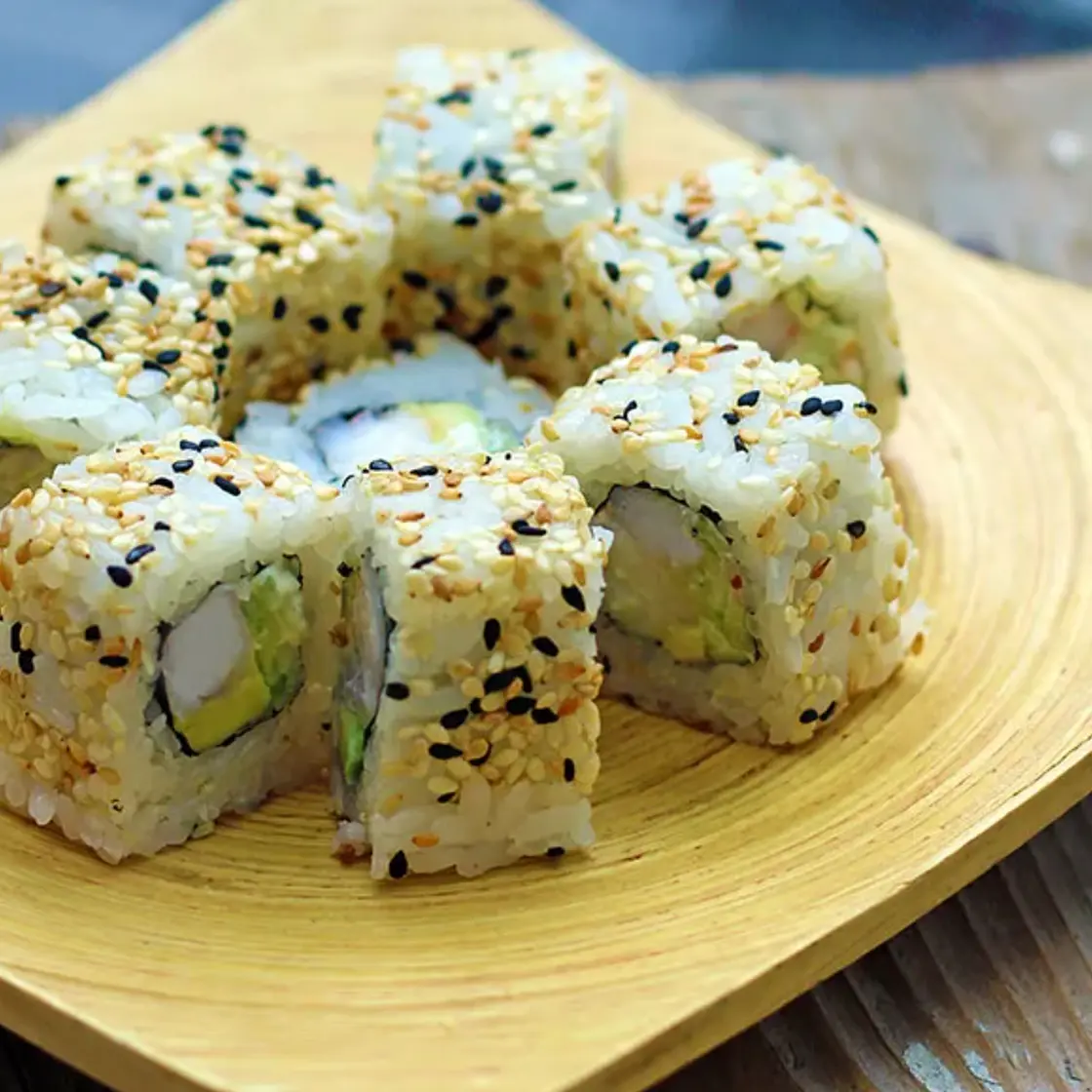 Vegan California rolls (sushi)