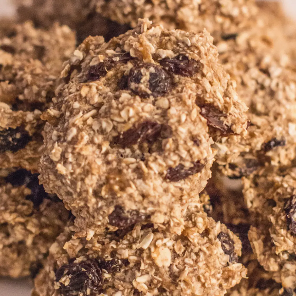 Cinnamon raisin cookies