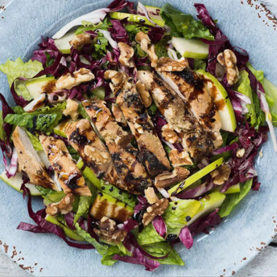 Radicchio, chicken and apple salad