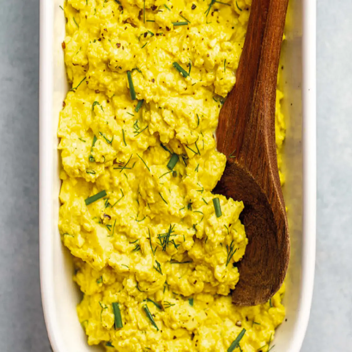 Herby tofu scramble