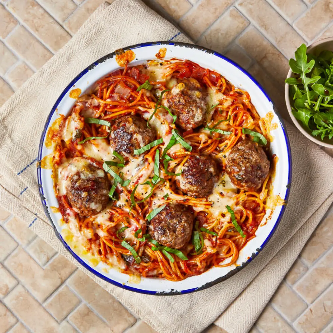 Cheesy Spaghetti & Beef Meatball Bake