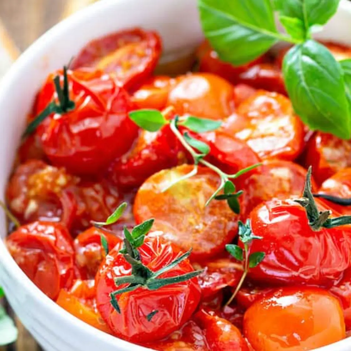 Garlic Roasted Cherry Tomatoes