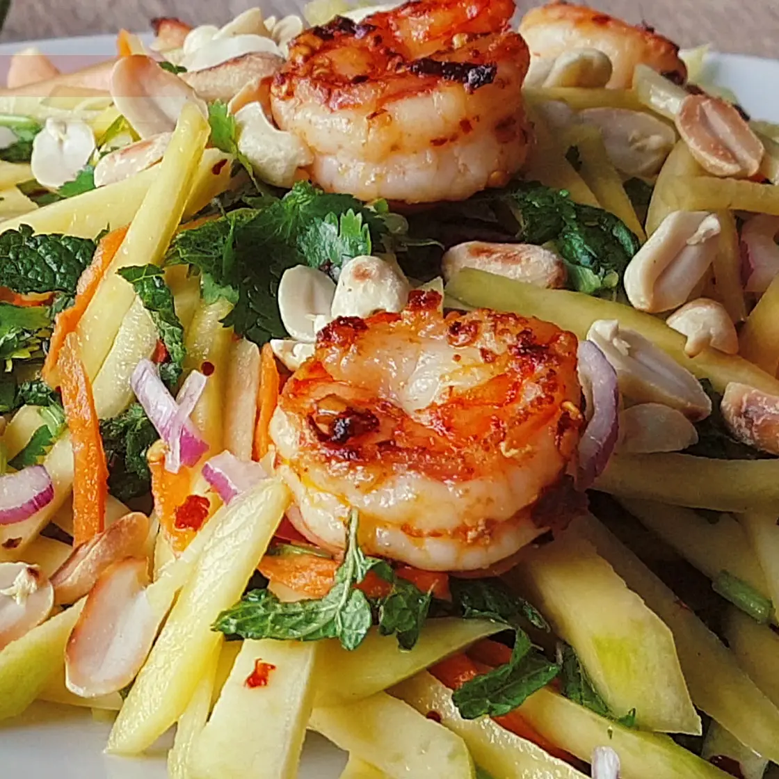 THAI MANGO SALAD