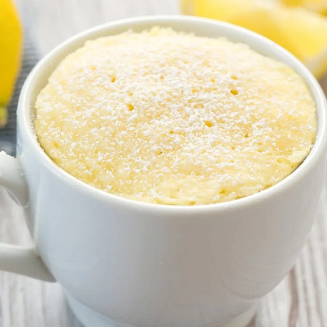 Vegan lemon mug cake